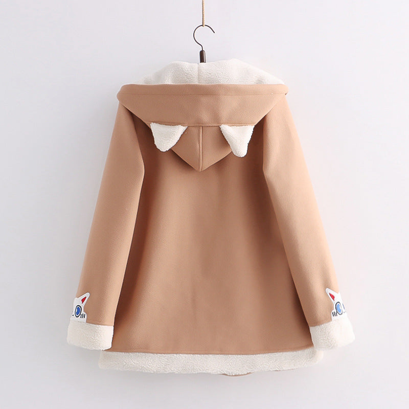 Manteau à capuche en laine japonaise à boutons de vache