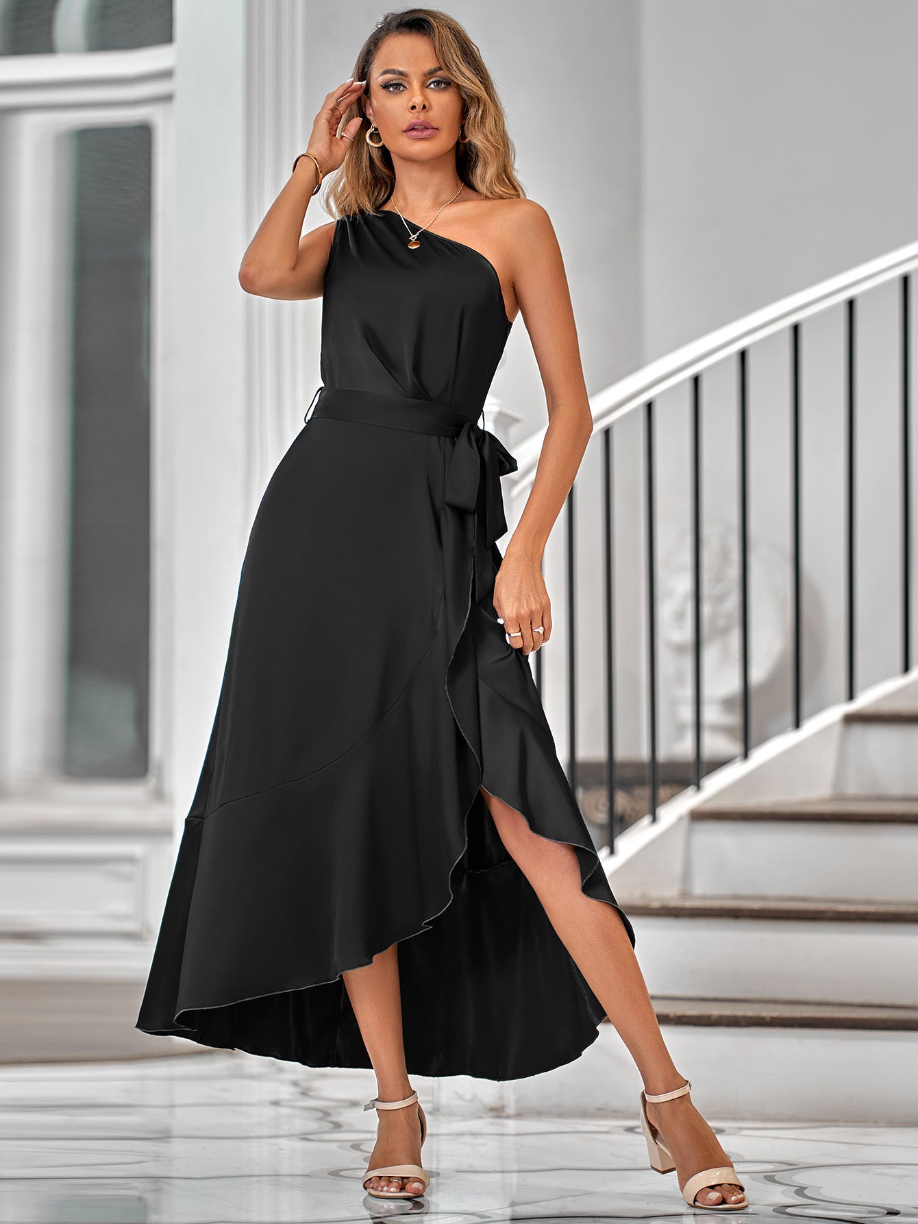 Fashion Diagonal Shoulder Solid Color Dress