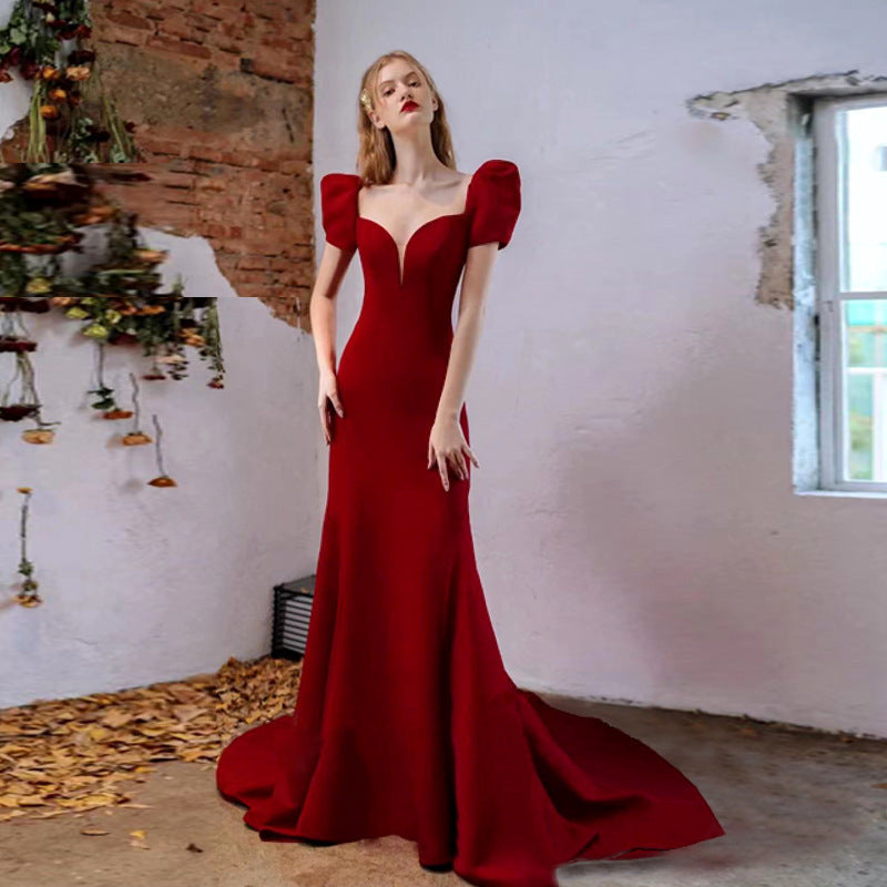 Robe de banquet en satin à la mode pour femme