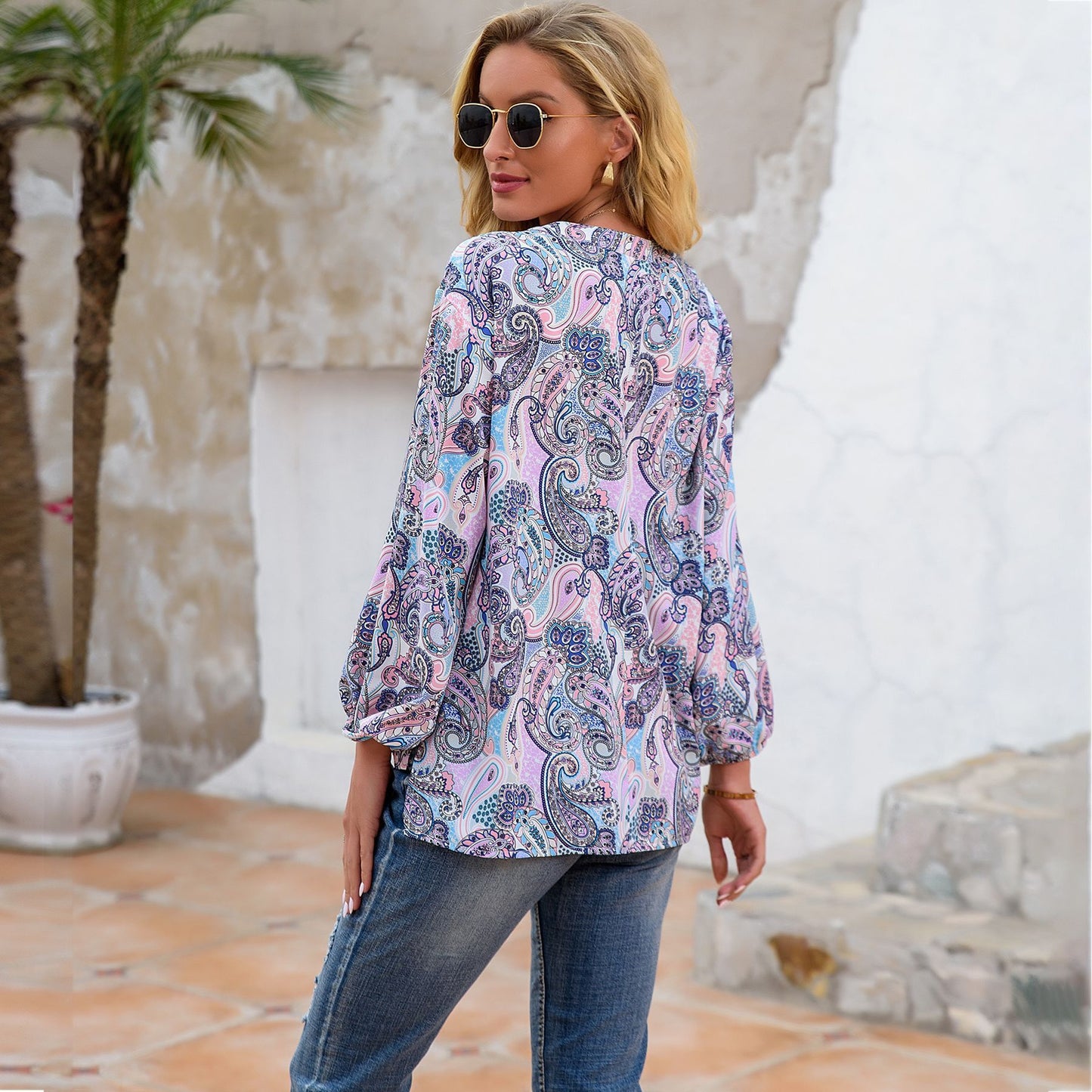 Women's Fashion Personality Printed V-neck Long-sleeved T-shirt