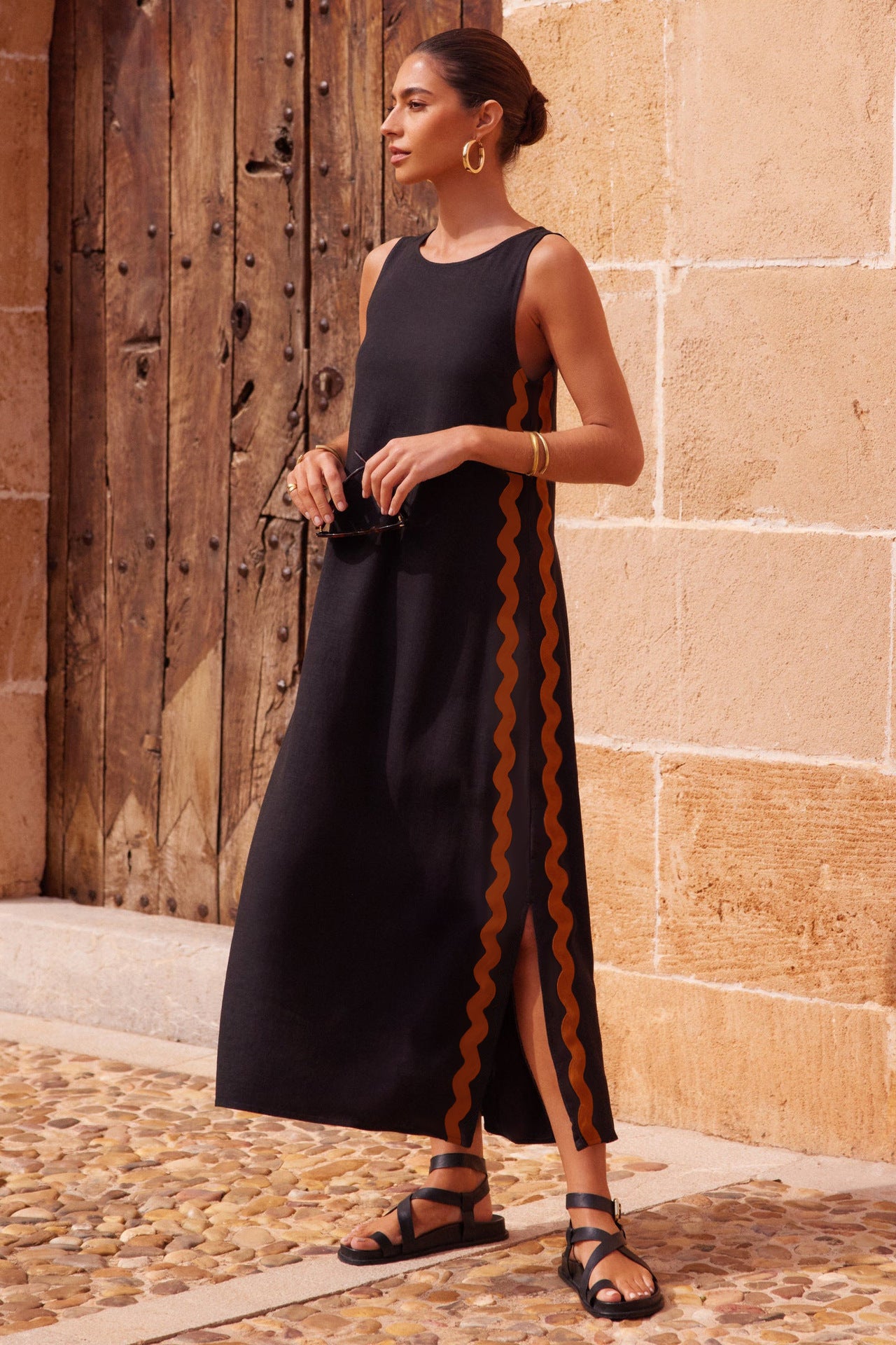 Robe décontractée sans manches, col rond, couleur unie, coutures en dentelle fendue