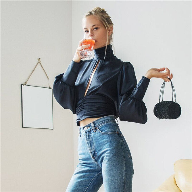 Solid color ladies long sleeve top