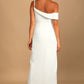 Hip-wrapped Off-shoulder Irregular Slit Dress Women