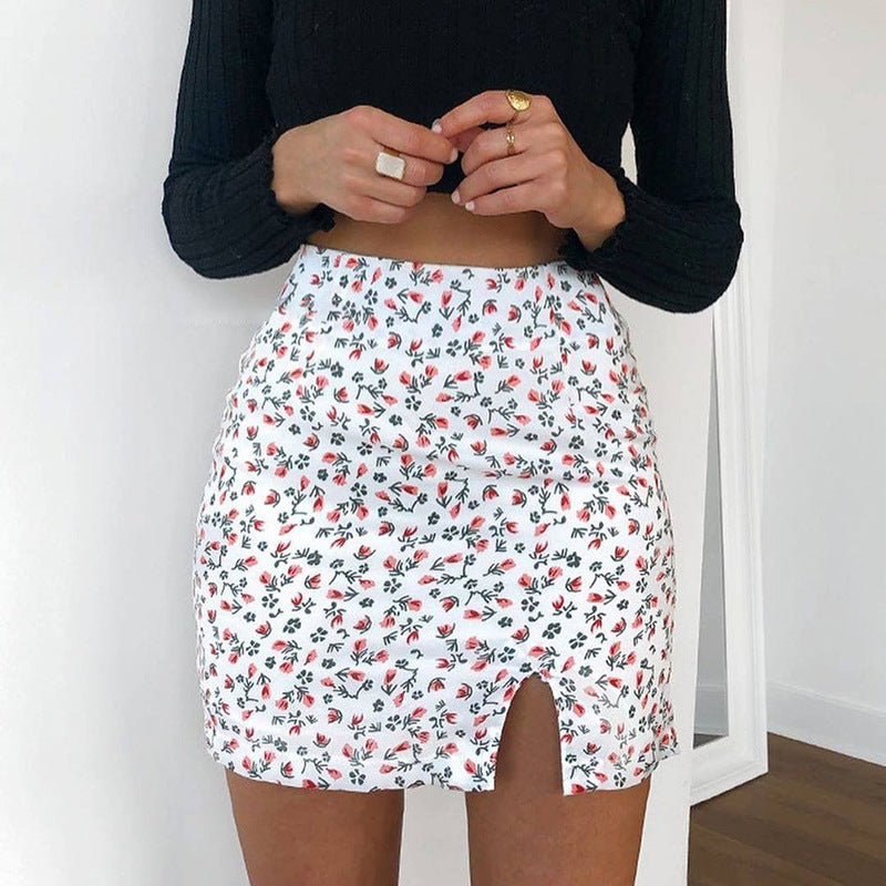 Jupe trapèze skinny à fleurs fendues
