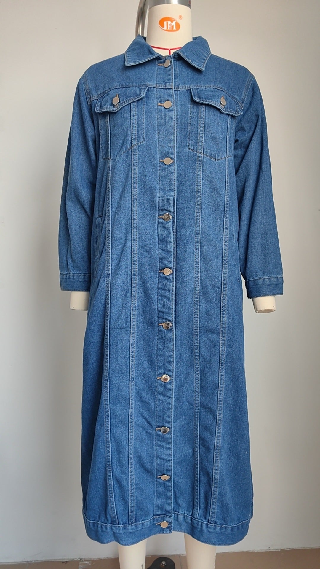 Cardigan délavé, long manteau en jean et trench-coat pour femme