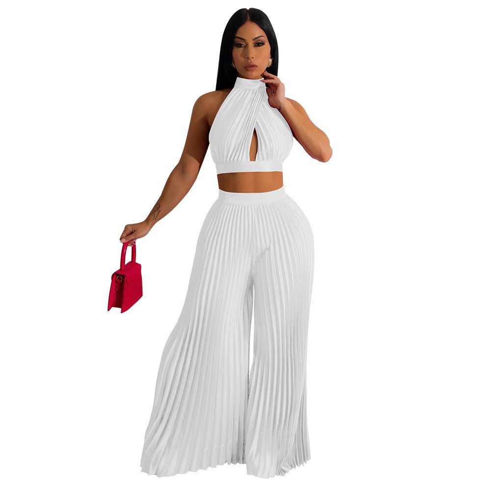 Ensemble deux pièces pour femme avec pantalon large plissé en soie et dos nu