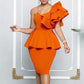 Robe de soirée tendance à volants et épaules inclinées