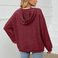 Pull tricoté à capuche et à rayures avec poche kangourou
