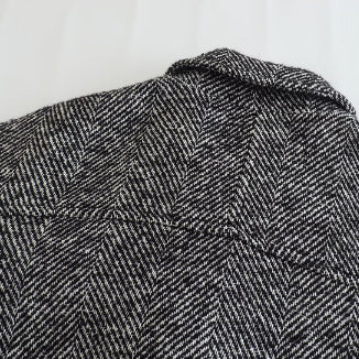 Manteau mi-long en sergé dentelé pour femme