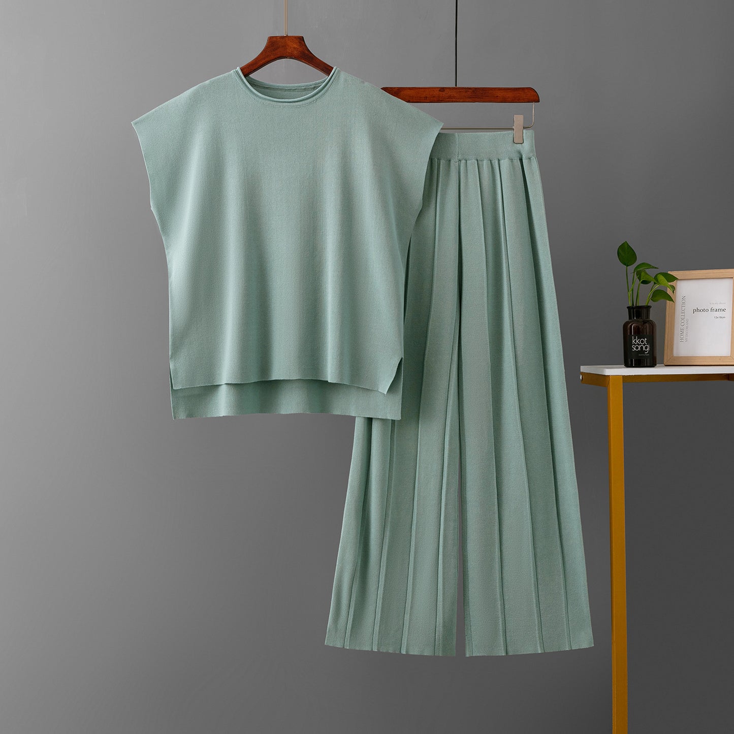 Sleeveless Vest Knit Wide-leg Pants Plus-size Ice Silk Set