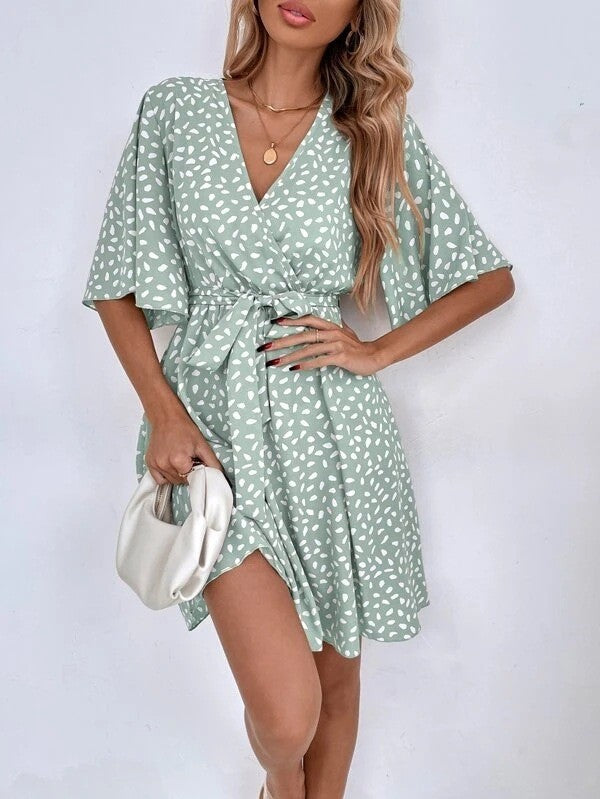 Women's Short-sleeved Lace-up Waist Trimming Versatile Dress