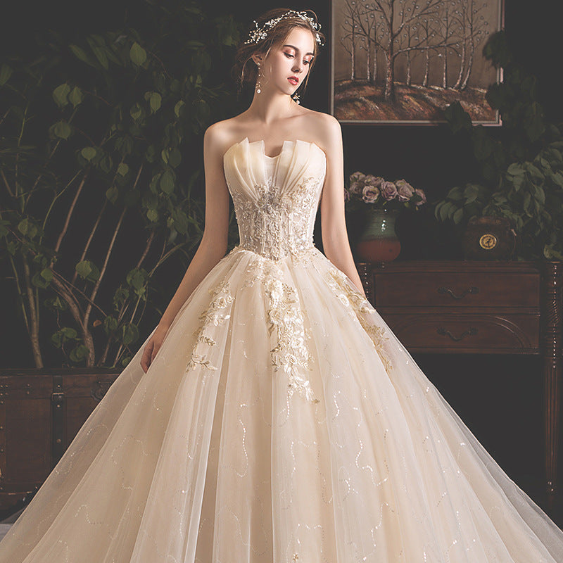 Haut tube d'été de mariée avec jupe traînante style Mori