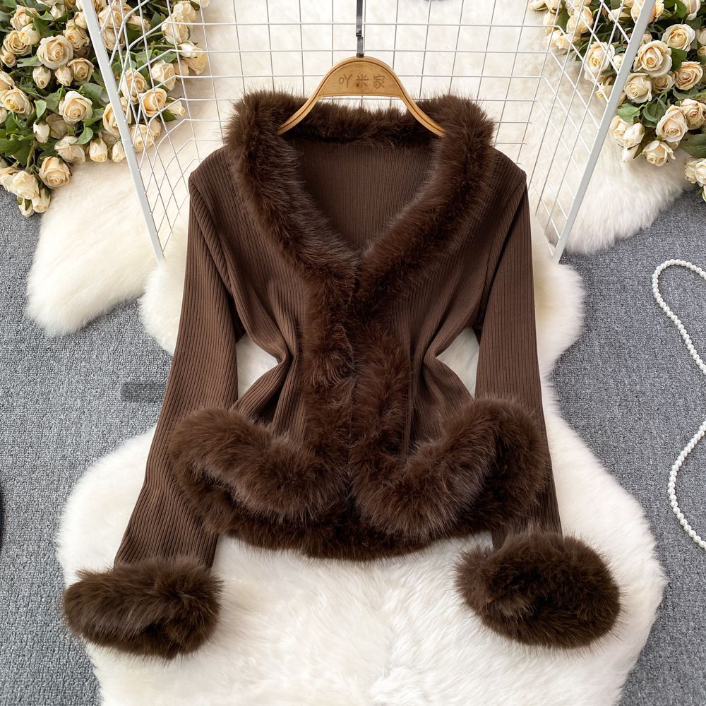 Pure Desire V-neck Stitching Bell Sleeve Slim Slimming And Simple Sweater