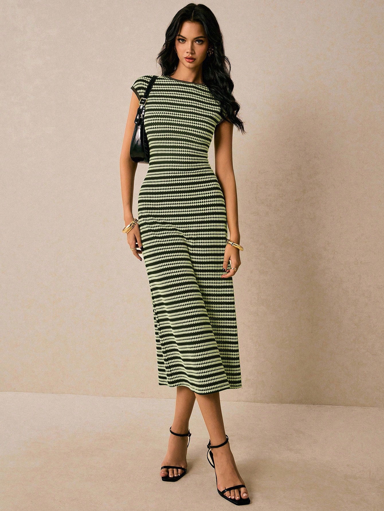 Fitted-waist Crew-neck Short-sleeve Womens Maxi Dress