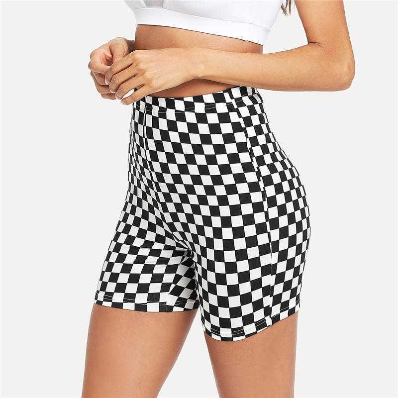 Short de yoga moulant à imprimé d'échiquier noir et blanc transfrontalier européen et américain, short de sport taille haute sexy pour femmes