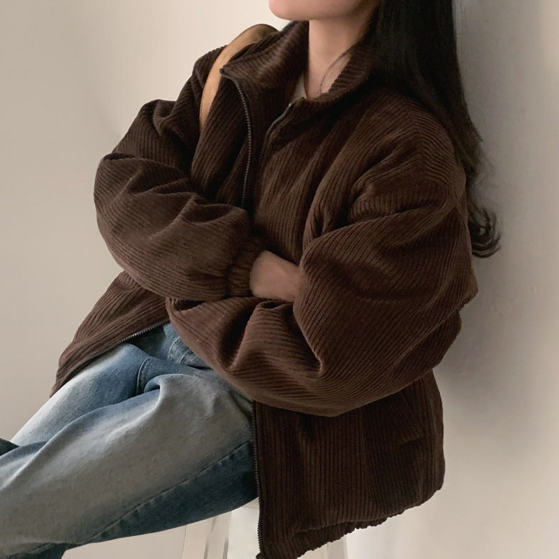 Manteau court ample en velours côtelé et coton rembourré à rayures profondes pour femme