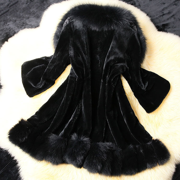 Manteau slim en fausse fourrure de lapin avec gros col