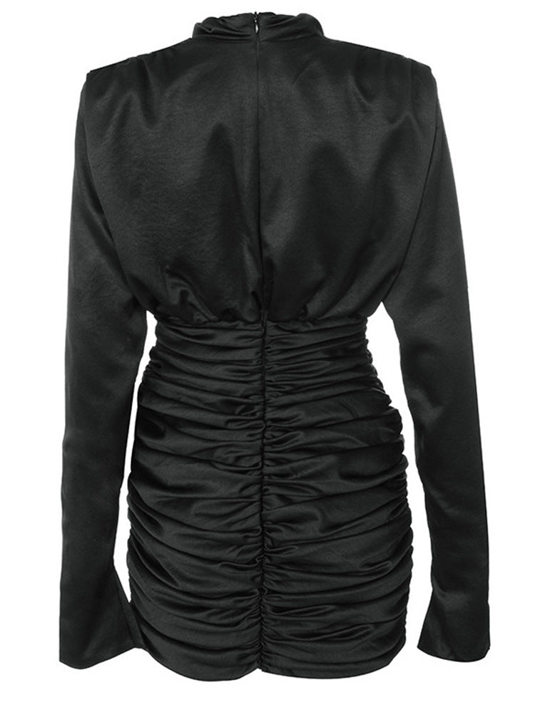 Folded hip skirt with half turtleneck