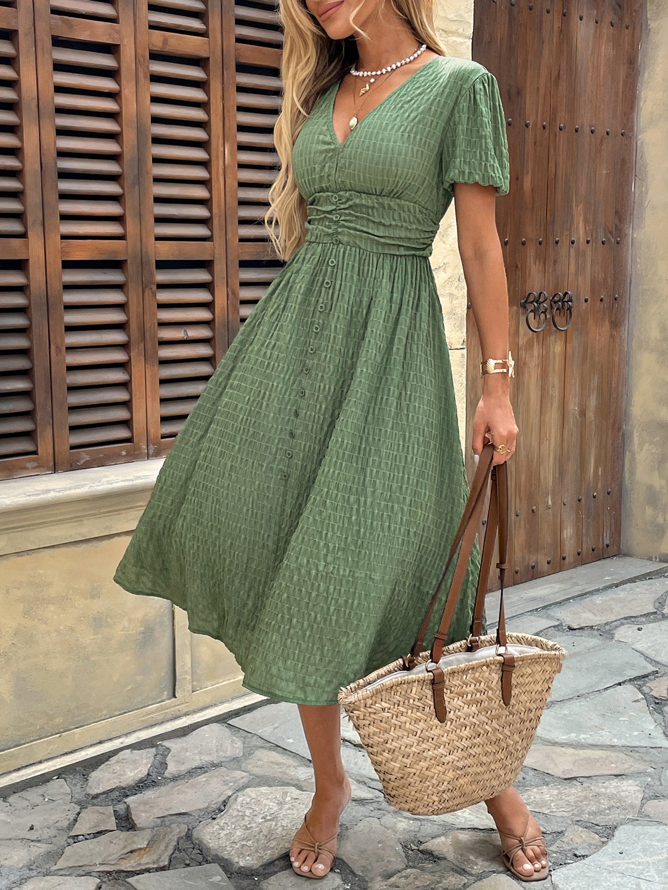 V-neck Pleated Buttoned Lantern-sleeve Dress