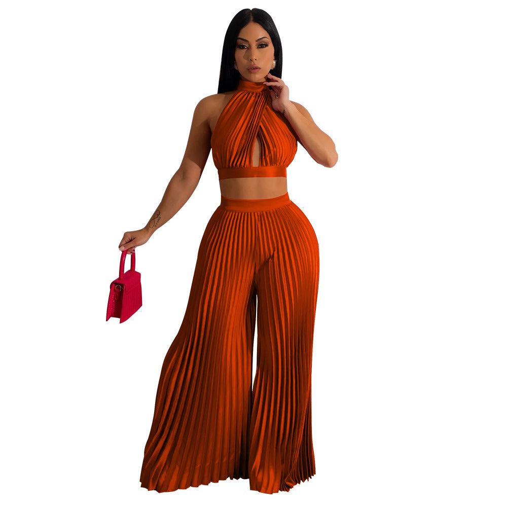 Ensemble deux pièces pour femme avec pantalon large plissé en soie et dos nu