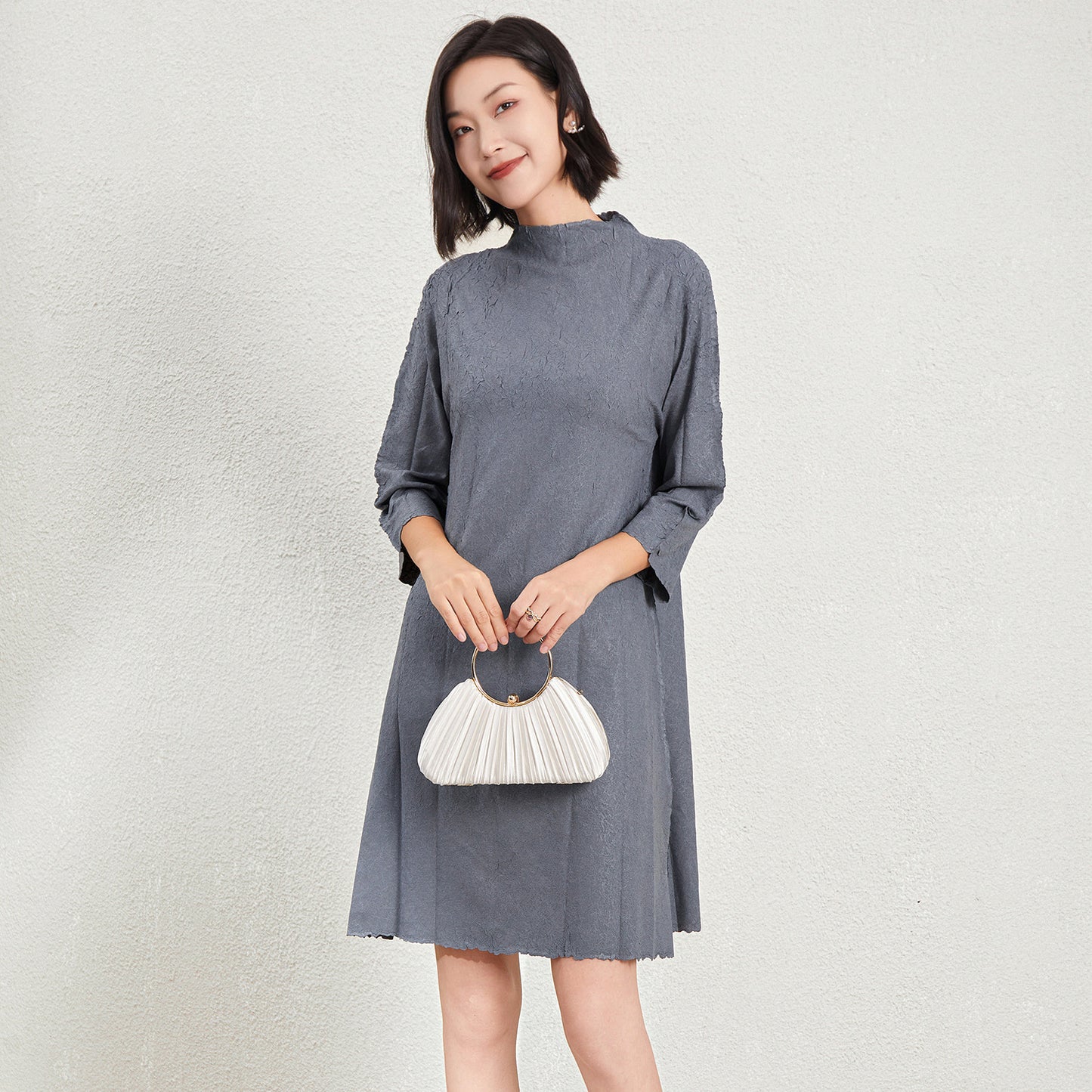 Robe à manches longues, élégante et tendance