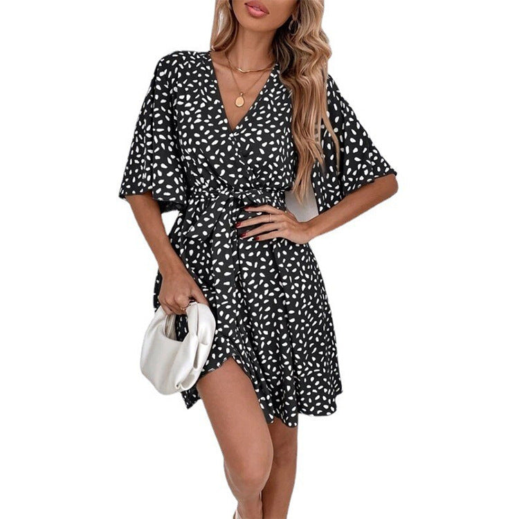 Women's Short-sleeved Lace-up Waist Trimming Versatile Dress