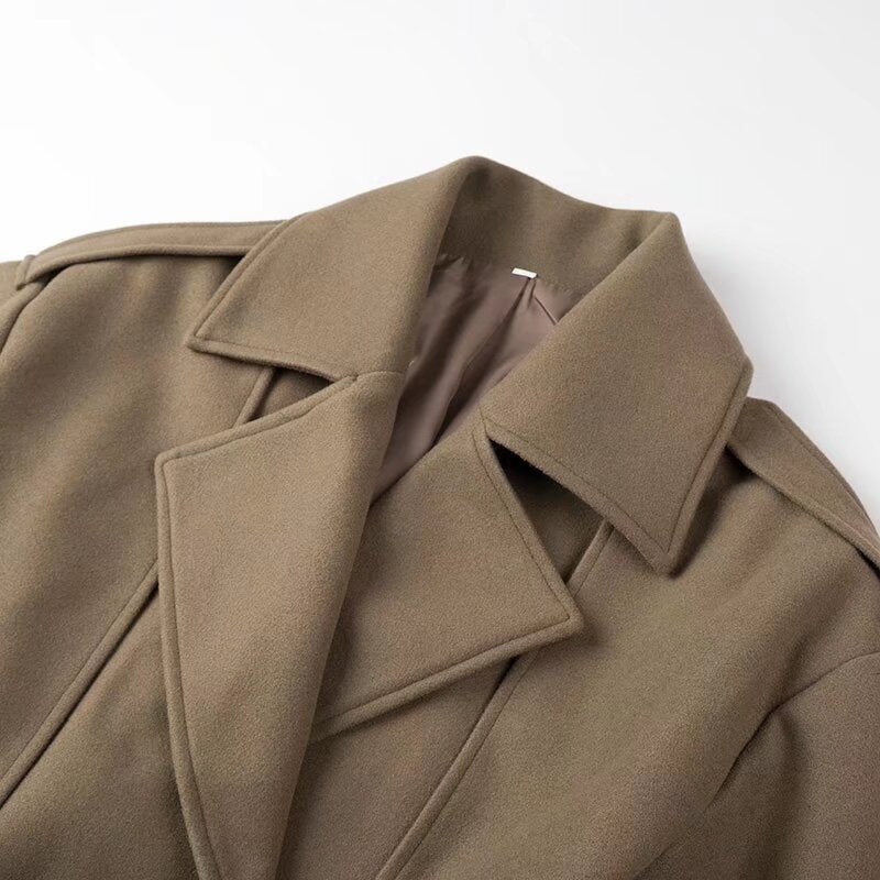 Manteau en laine décontracté et ample à col en V avec ceinture