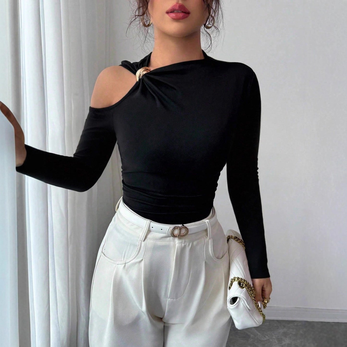 Asymmetric Collar One-side Off-the-shoulder Metal Decorative Slim Top