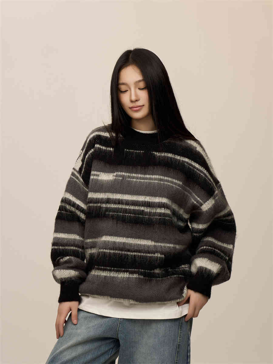 Pull rayé noir et blanc style hip-hop rétro pour femme
