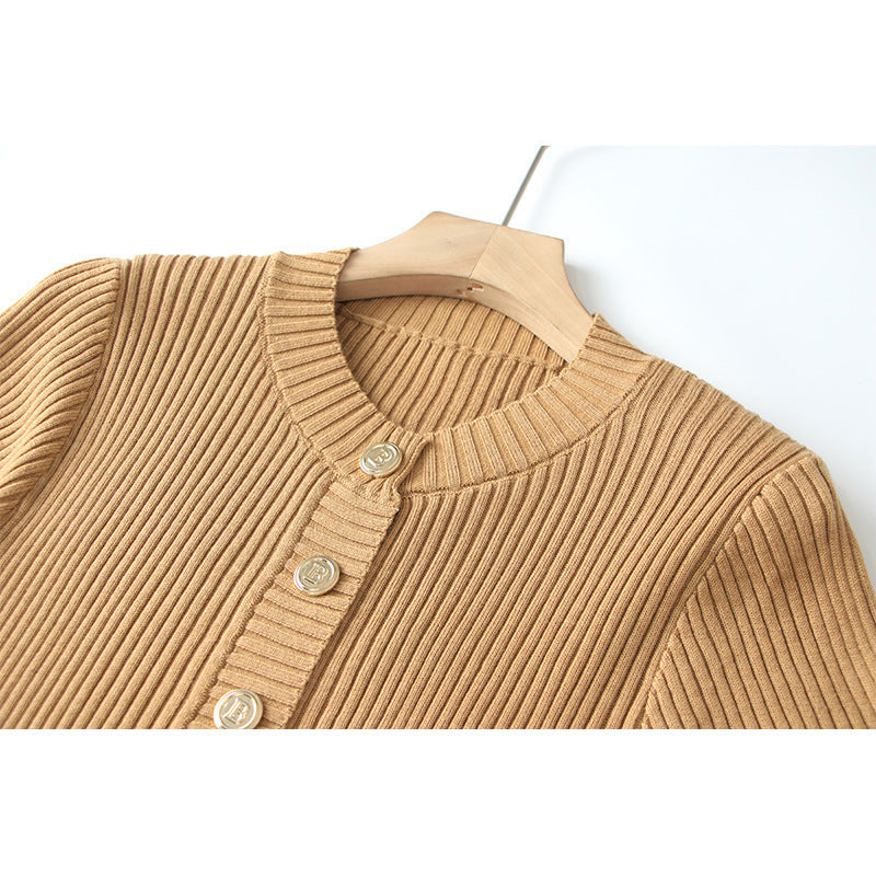 Robe longue en tricot élastique à manches longues et col rond