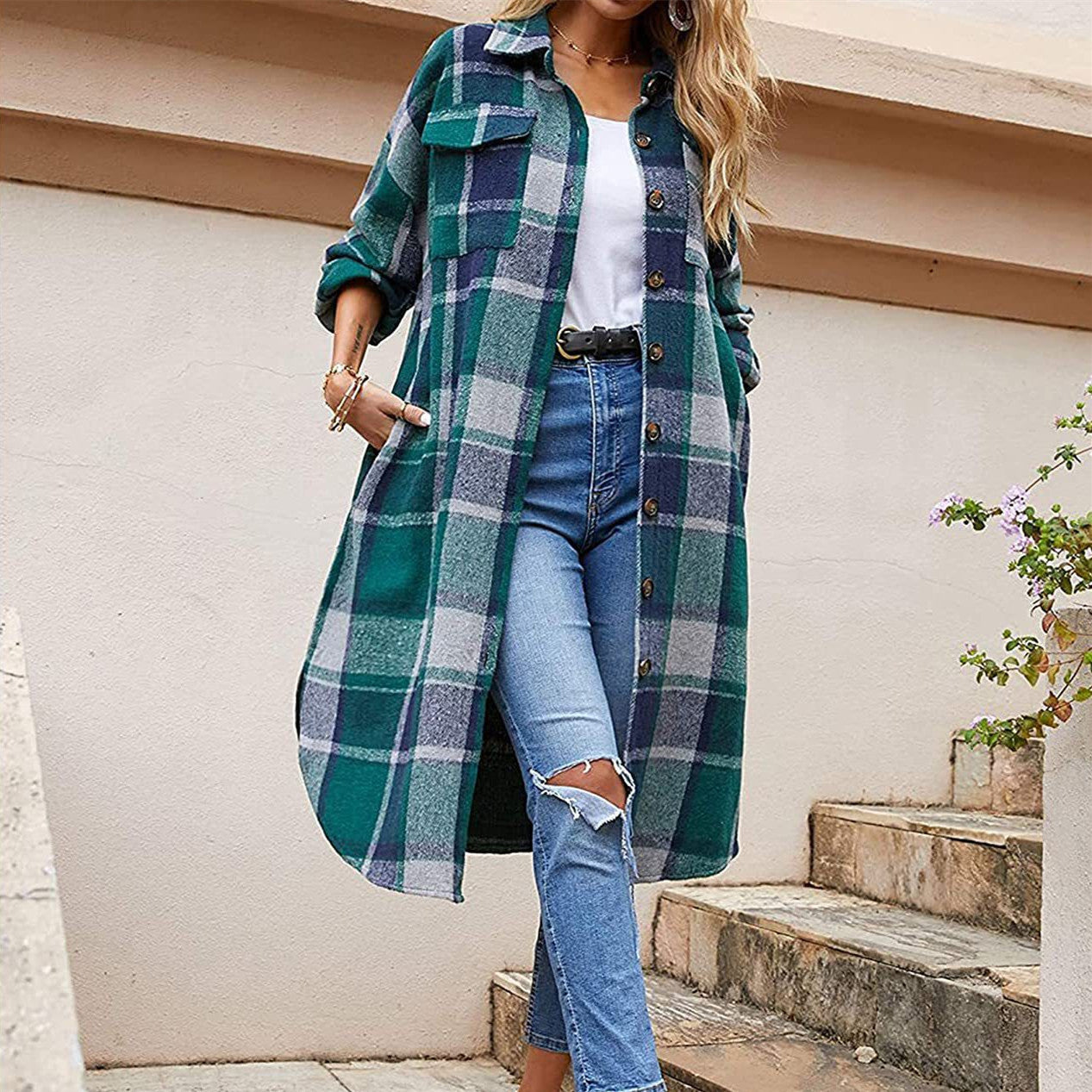 Women's Fashion Long-sleeved Loose Plaid Shirt