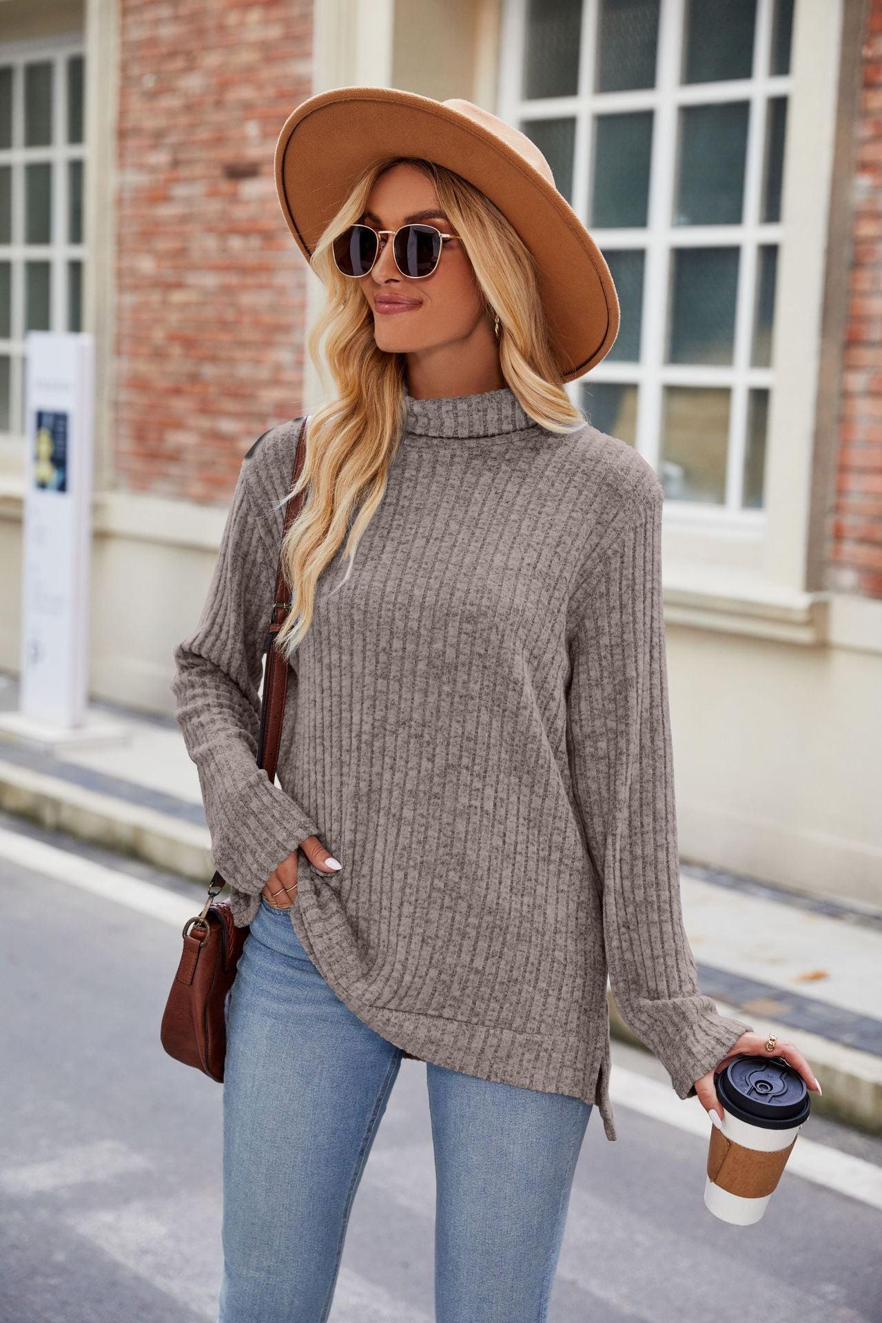 T-shirt ample à manches longues et col montant pour femme