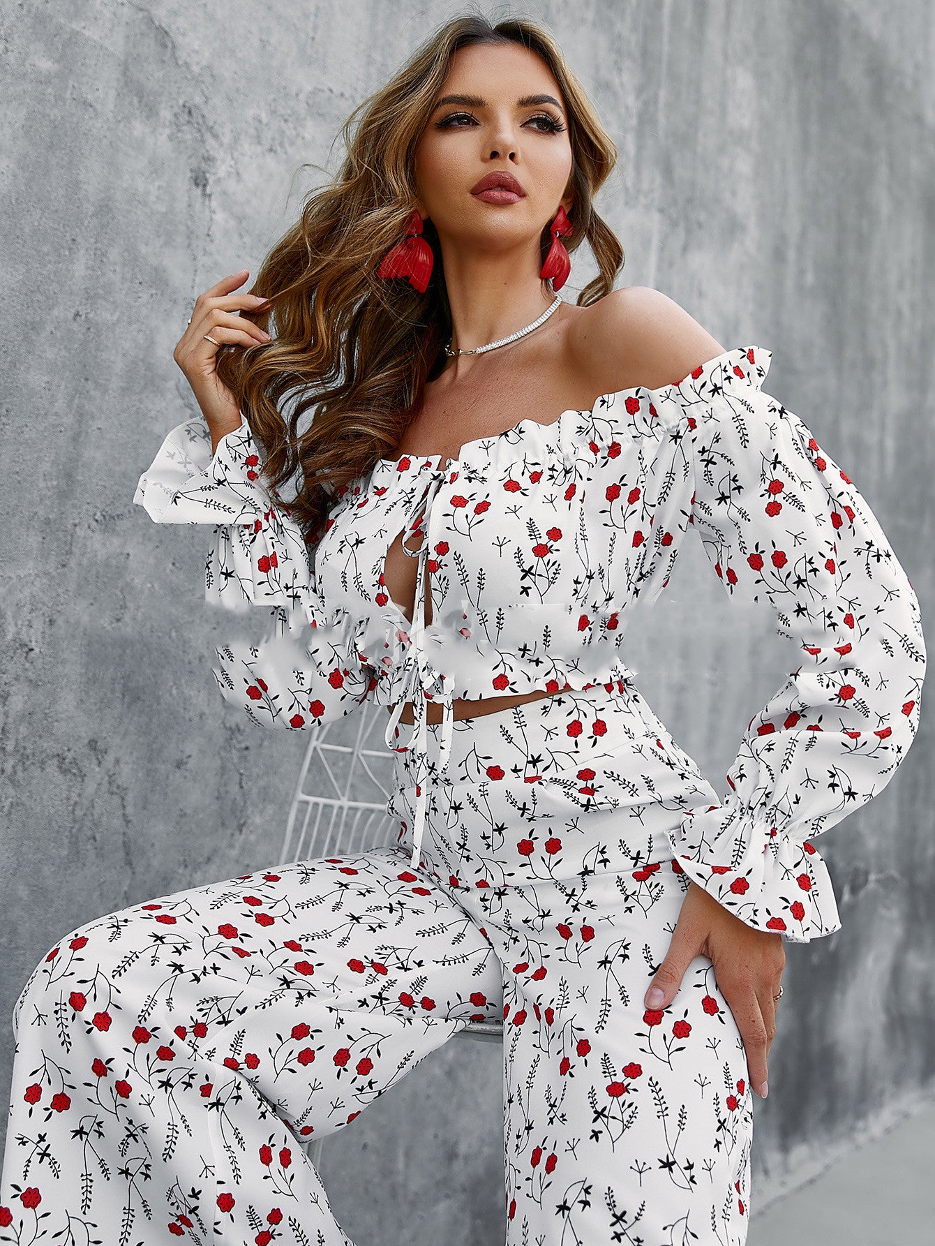 Hong Kong Style Retro Wide Leg Pants Fashion Print White Word Neck