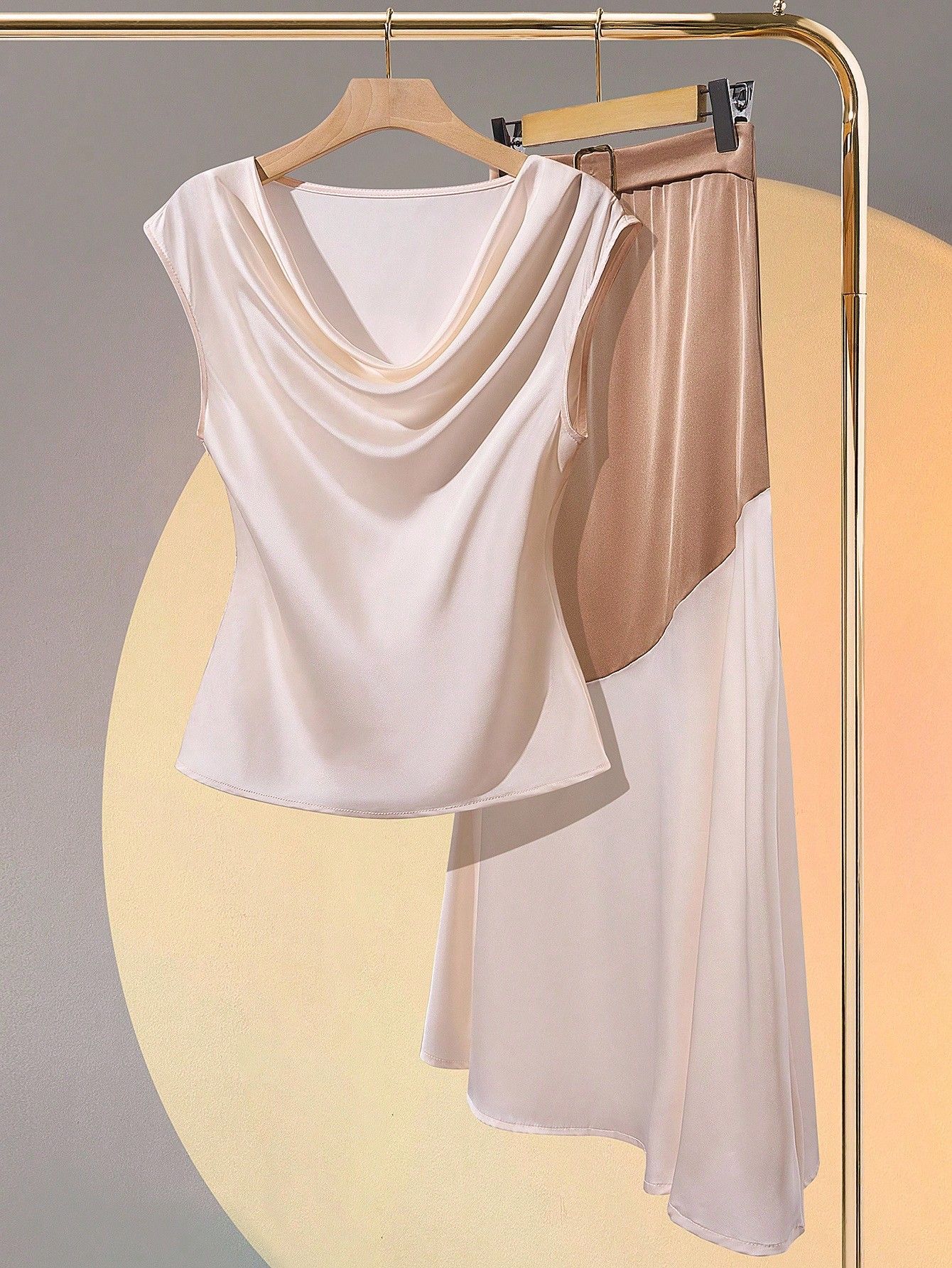 Elegant Sleeveless Top And Skirt Set