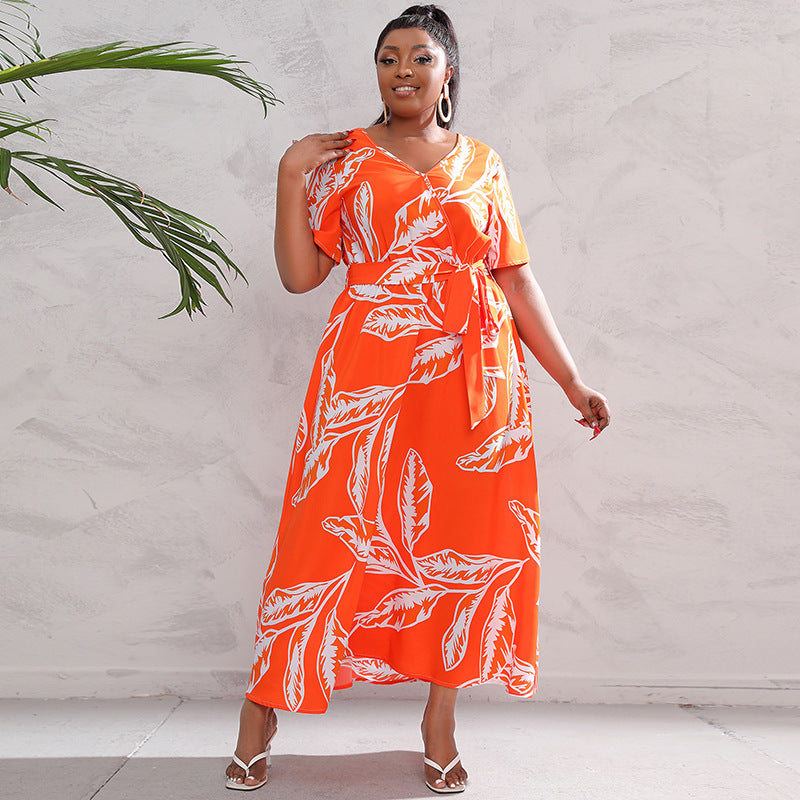French-style Elegant Plus-size White Ink-wash Floral V-neck Short-sleeve Waist-cinched Maxi Dress