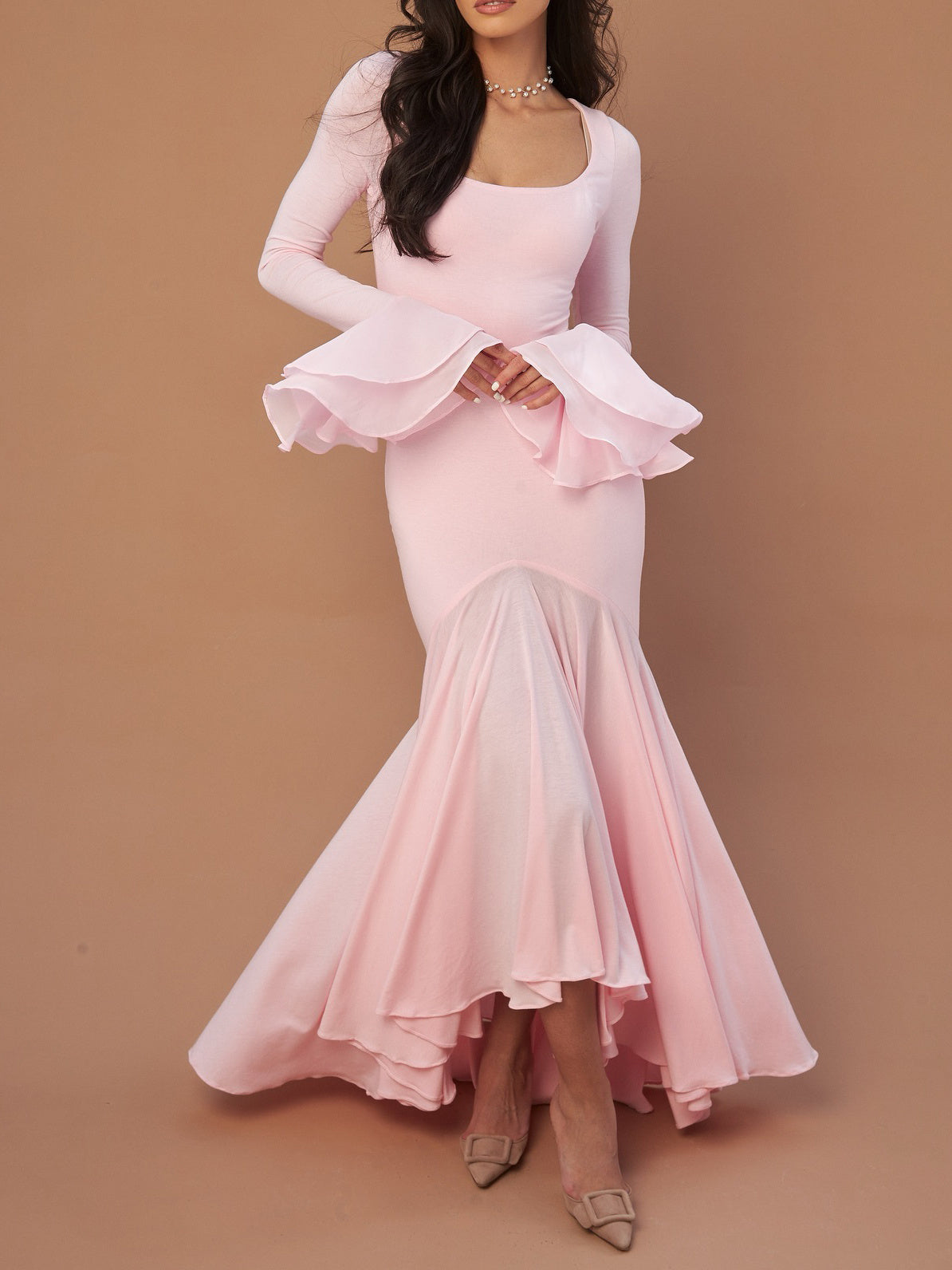 Robe longue unie à manches volantées et double épaisseur
