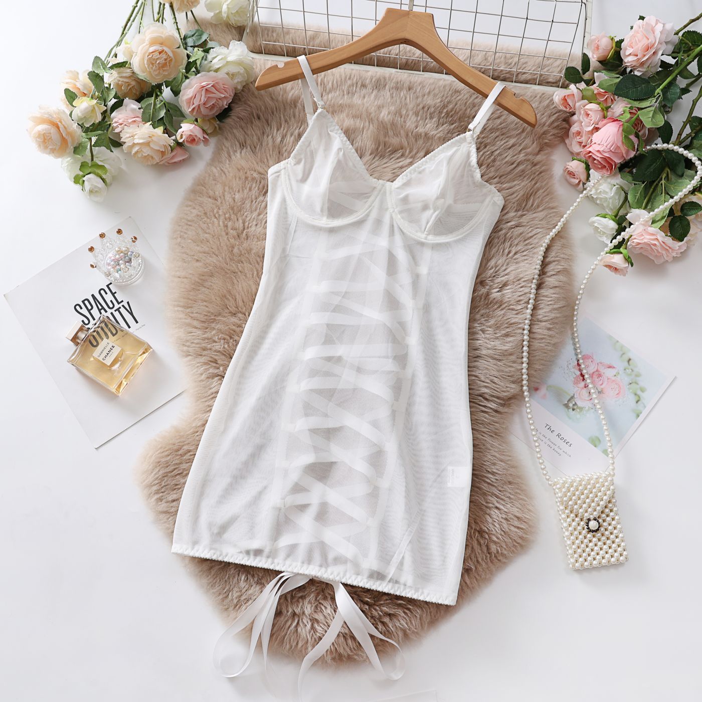 Combinaison en dentelle transparente pour femme