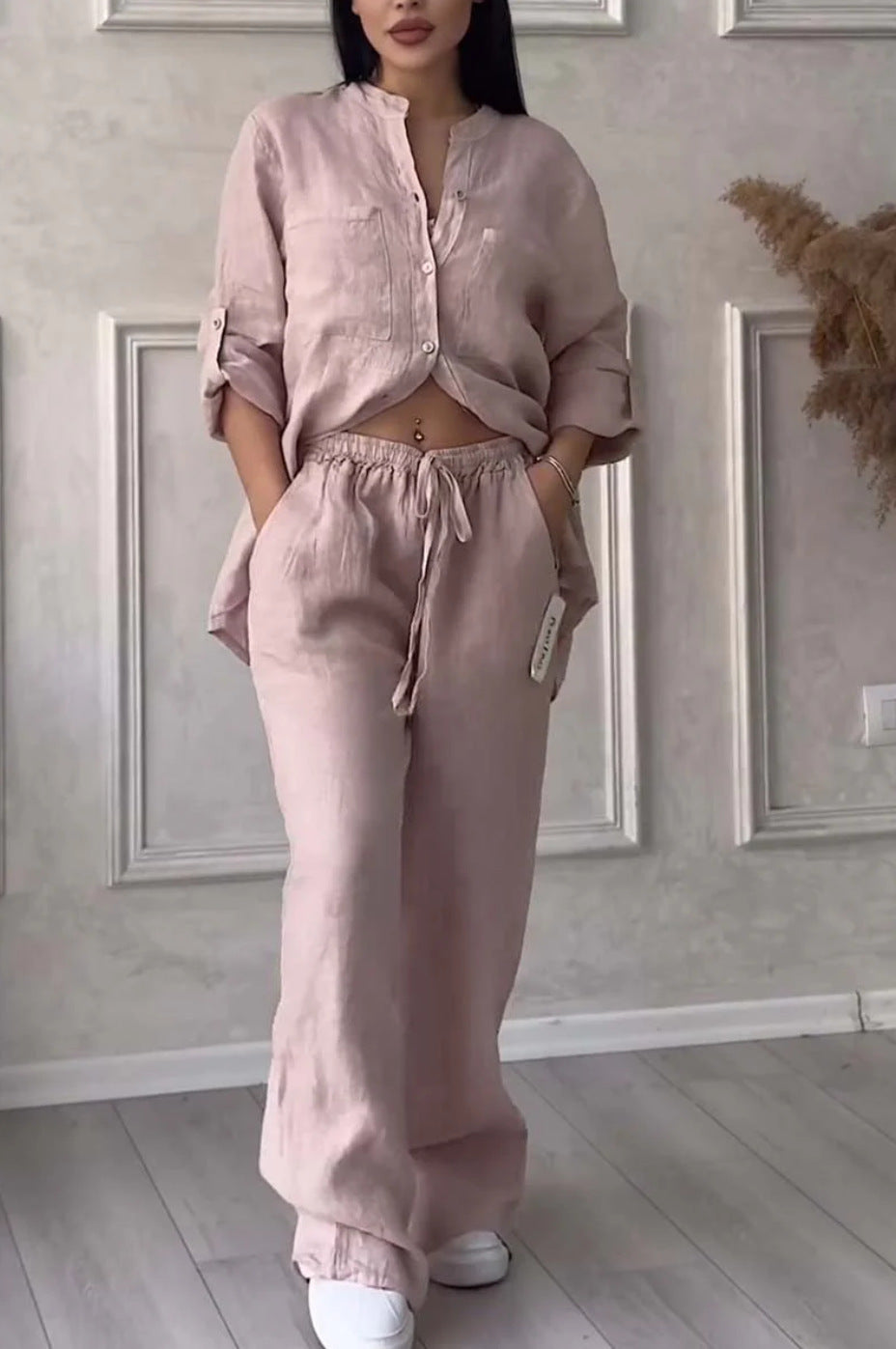 Ensemble deux pièces à lacets et pantalon large pour femme