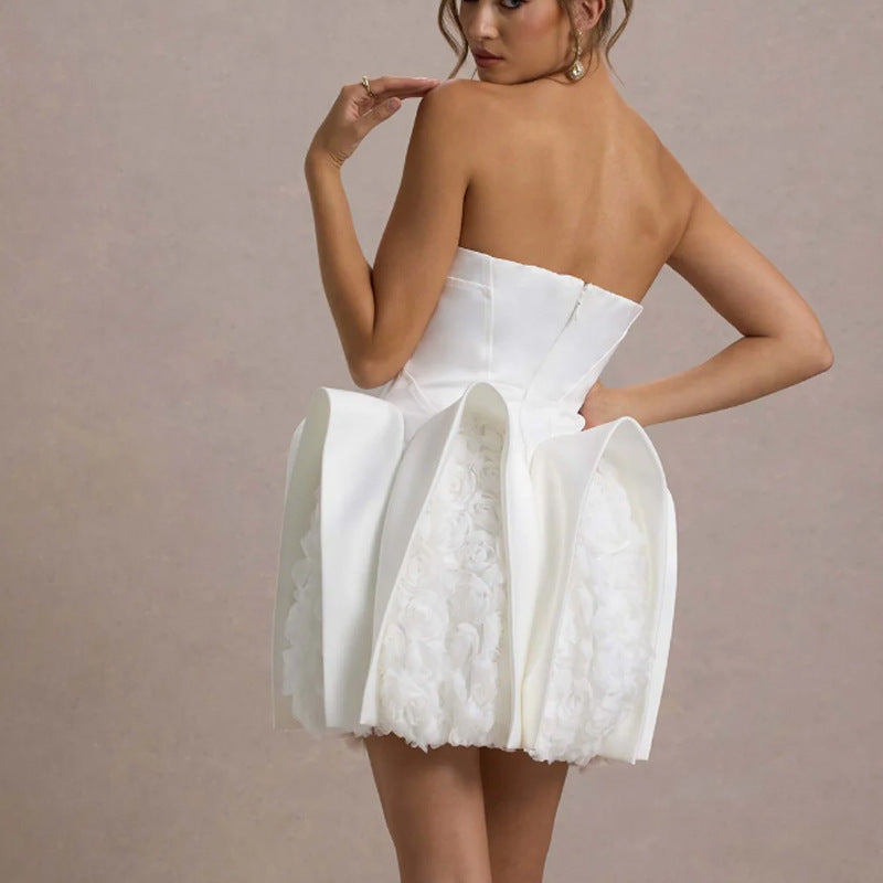 Nouvelle robe à fleurs sexy en forme de U avec soutien-gorge blanc