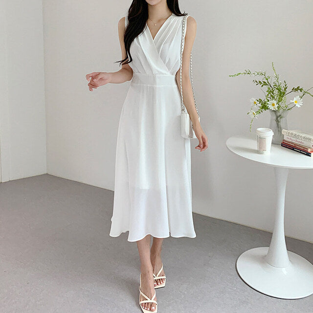 French Style V-neck Pleated Temperament Lace-up Waist-controlled Slimming Sleeveless Dress