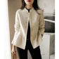 Manteau court à col montant et à volants pour femme
