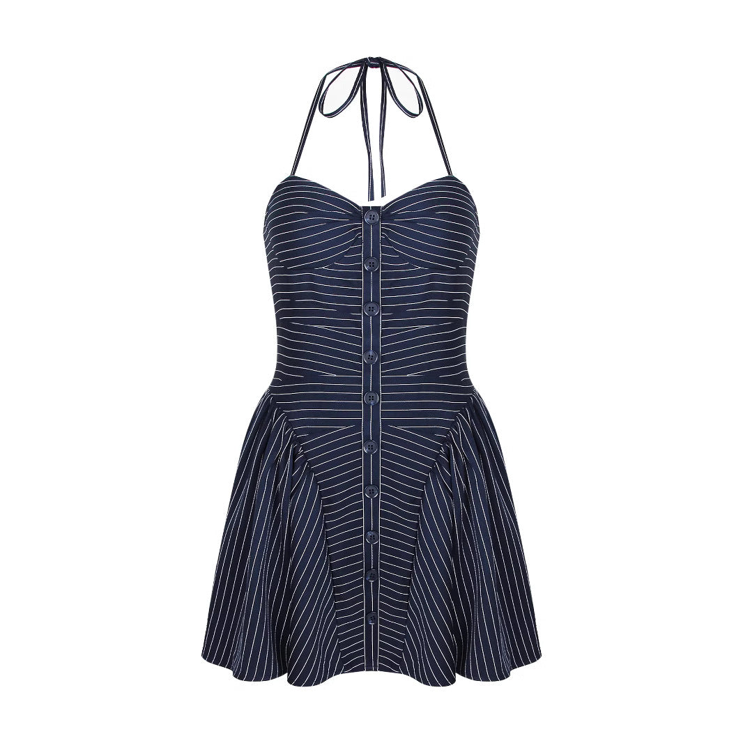Robe dos nu à taille ajustée pour femmes de minorités féminines
