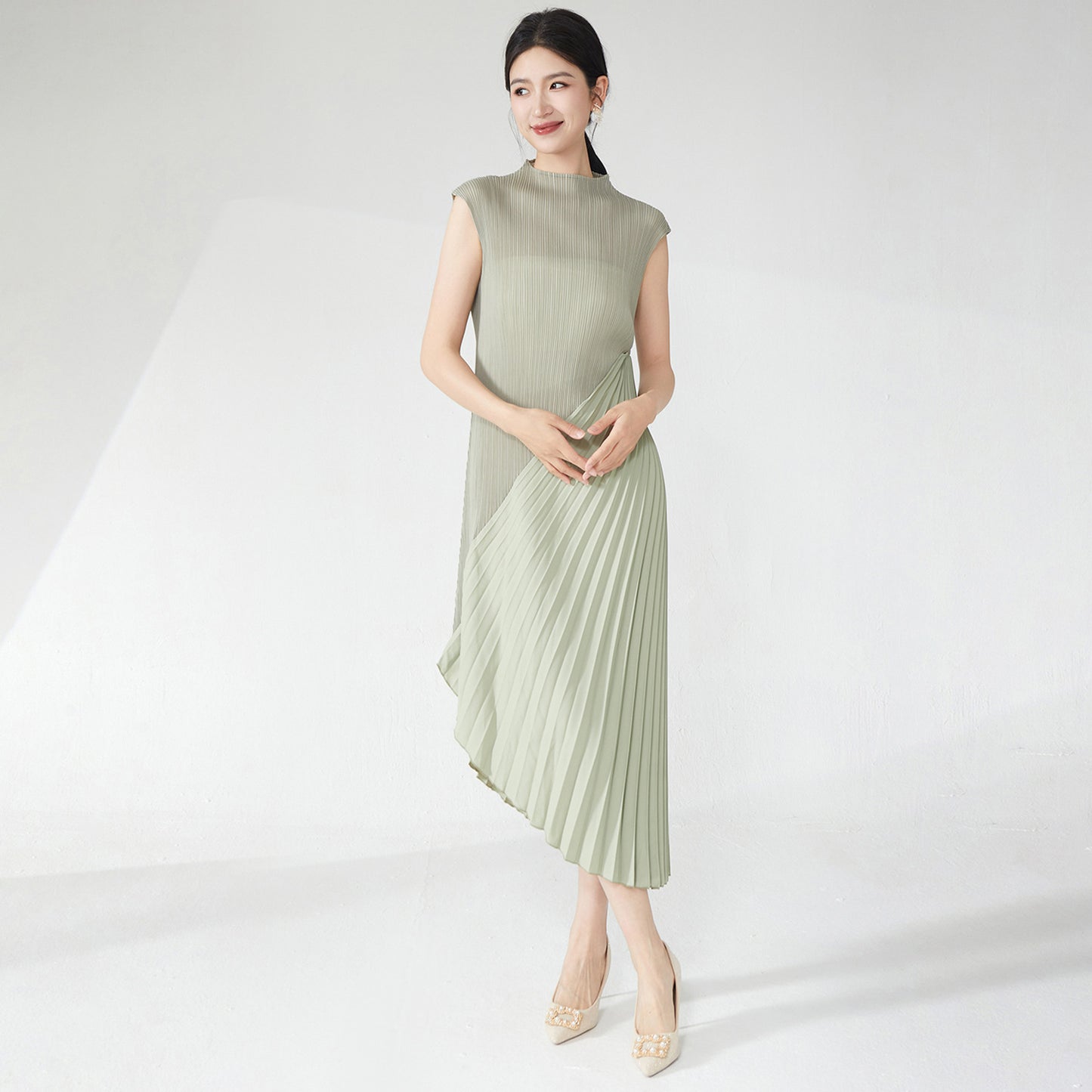 Women's High-end Irregular Elegant Pleated Dress