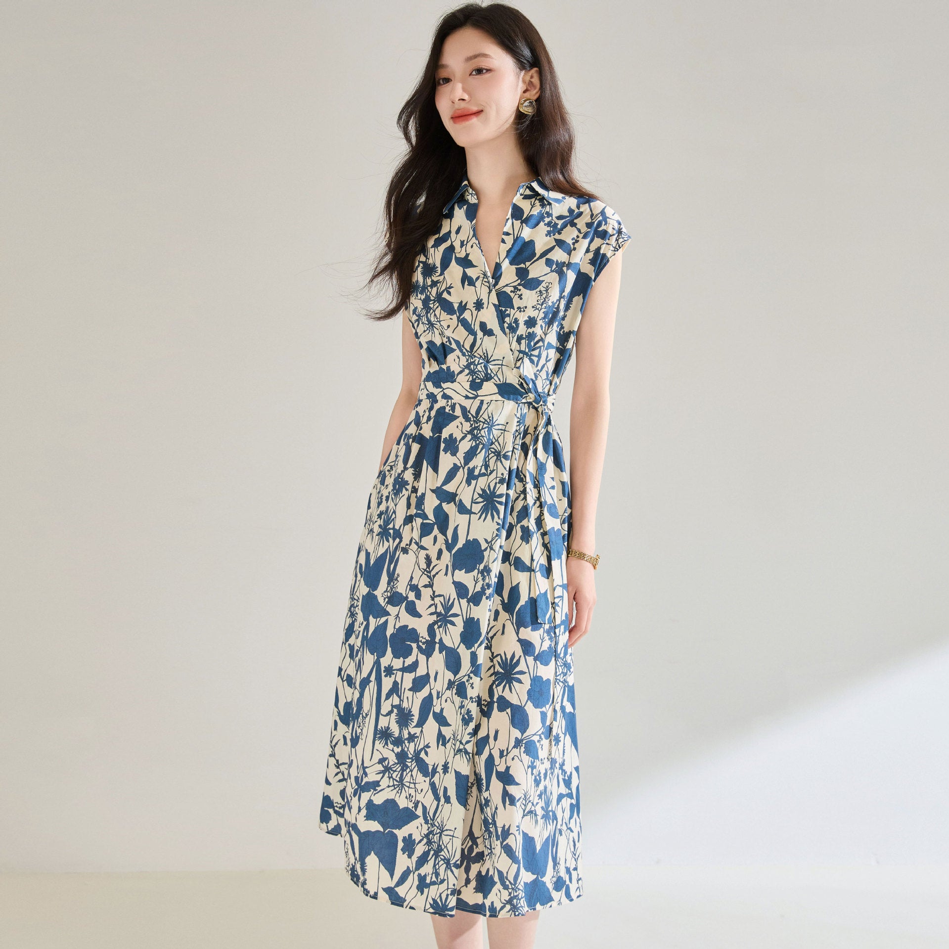 Women's Blue And White Printing Temperament Dress