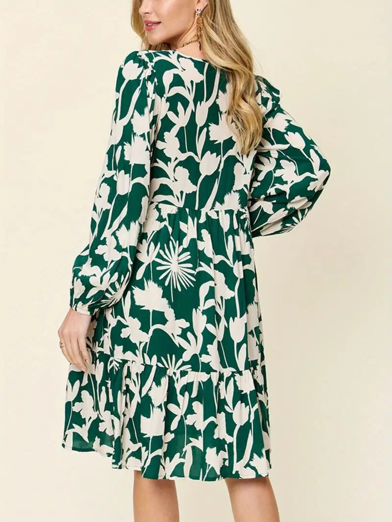 Robe décontractée imprimée à manches longues et col rond plissé