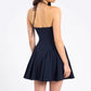 Robe dos nu à taille ajustée pour femmes de minorités féminines