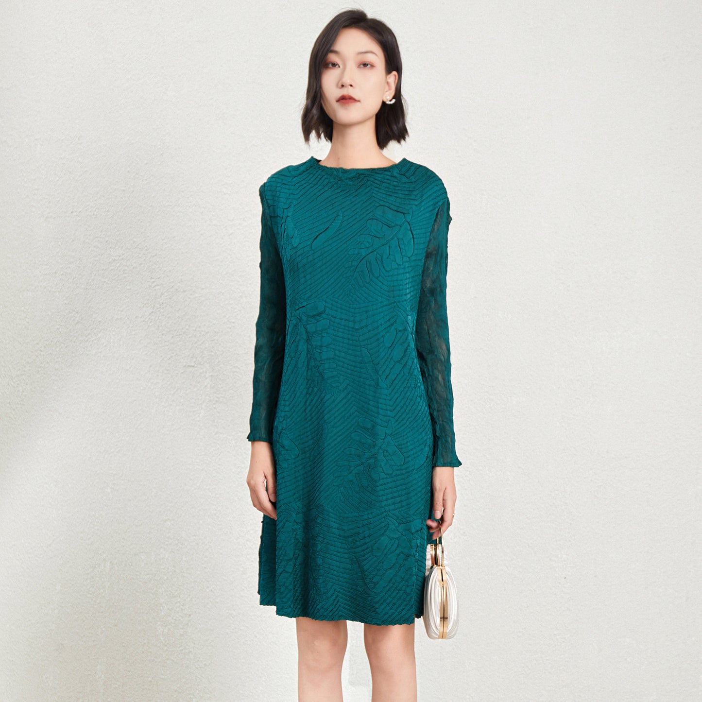 Robe élégante à broderie française