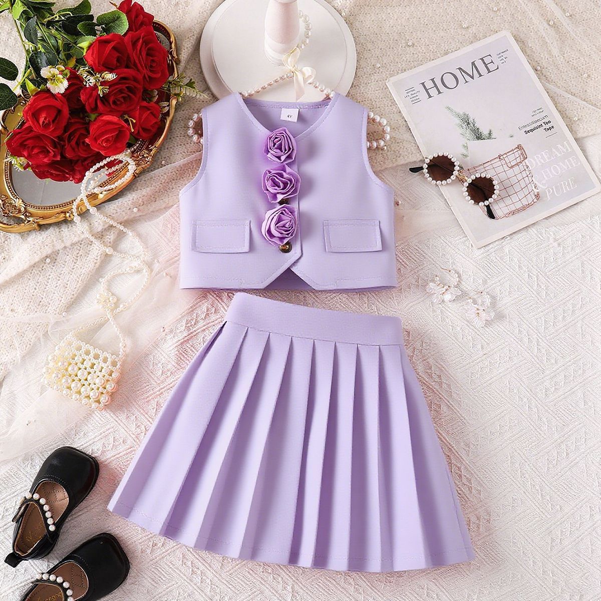 Suit Vest Paired With A Solid Color Pleated Skirt Set