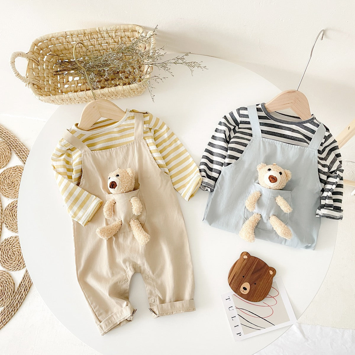 Pantalons à bretelles pour bébé, pour hommes et femmes, barboteuse en deux pièces avec faux ours, rayée, style coréen, printemps et automne