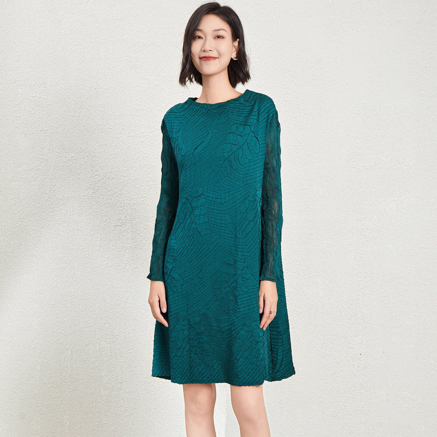 Robe élégante à broderie française